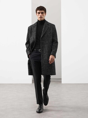 Marks & Spencer Pullover in Schwarz: Vorderseite