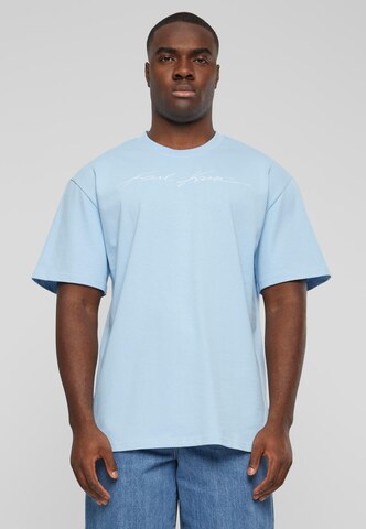 T-Shirt Karl Kani en bleu : devant