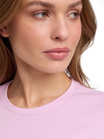 FALKE Shirt 'Essential' in Pink