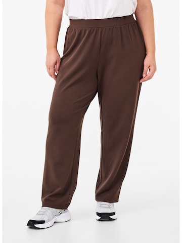 Regular Pantalon 'Flella' Zizzi en marron : devant