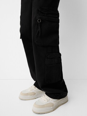 Loosefit Pantaloni cargo di Bershka in nero