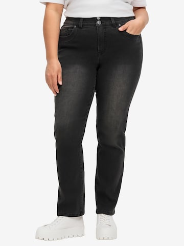 SHEEGO Slimfit Farkut värissä musta: etupuoli