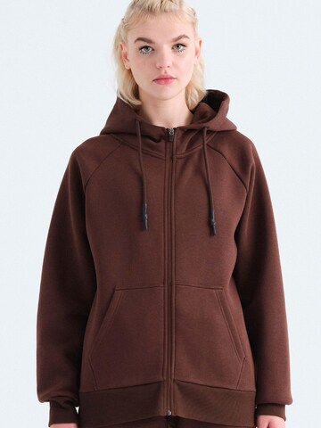Rockupy Sweatshirt 'Chris' in Brown