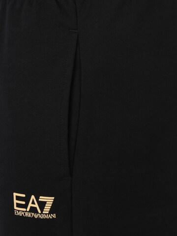 EA7 Emporio Armani Tapered Byxa i svart