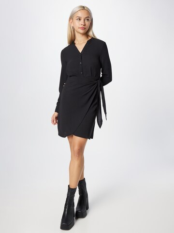 Robe-chemise 'Rana' ABOUT YOU en noir : devant