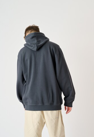 Cleptomanicx Sweatshirt 'Ligull Boxy' in Grey