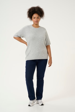 KAFFE CURVE - Pullover 'Sylvia' em cinzento