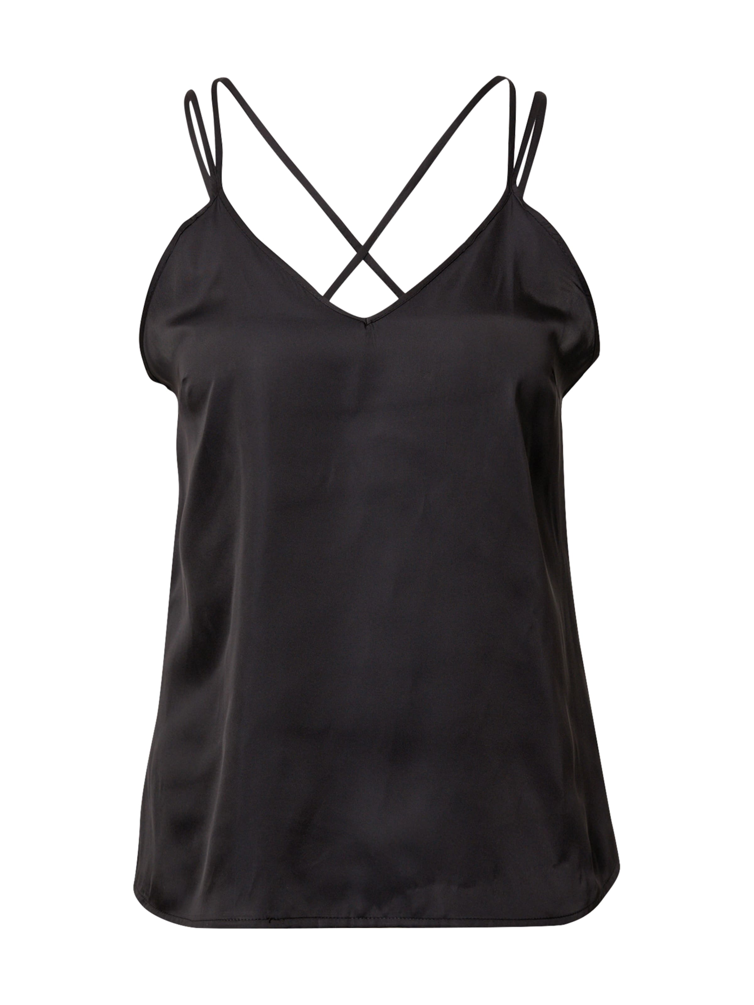 NU-IN Top in Black: front