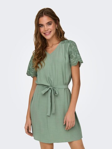 Robe 'JODIE' ONLY en vert : devant