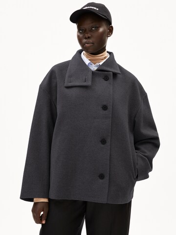 ARMEDANGELS Jacke 'Majela' in Grau: Vorderseite