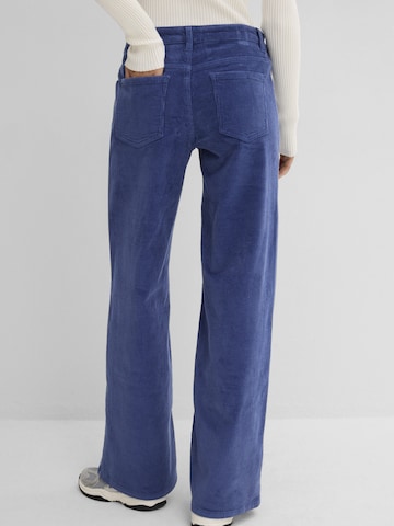 bonprix Loosefit Housut värissä sininen