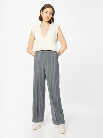 A LOT LESS Wide Leg Hose 'Stella' in Grau