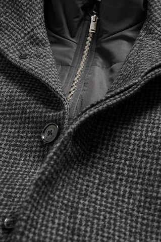 Matinique - Abrigo de entretiempo 'MAharvey' en gris