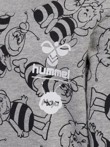 Hummel Sportanzug in Grau