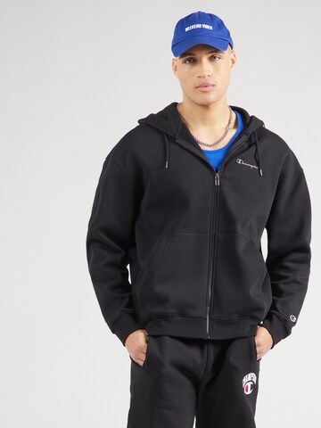 Champion Authentic Athletic Apparel - Sudadera con cremallera en negro: frente