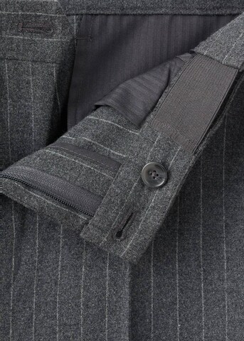 MANGO MAN Slim fit Pleated Pants 'Brest' in Grey