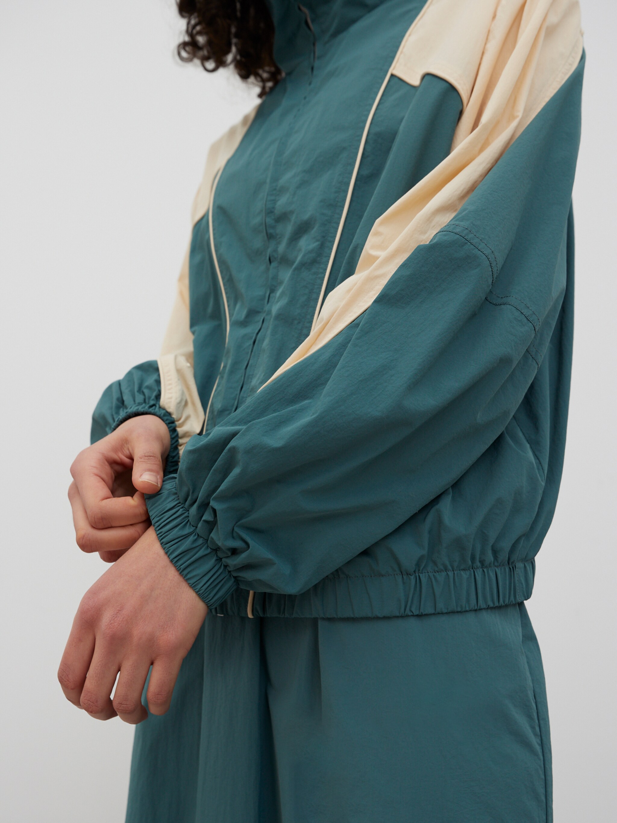 EDITED Produkte Jacke 'Lono' beige