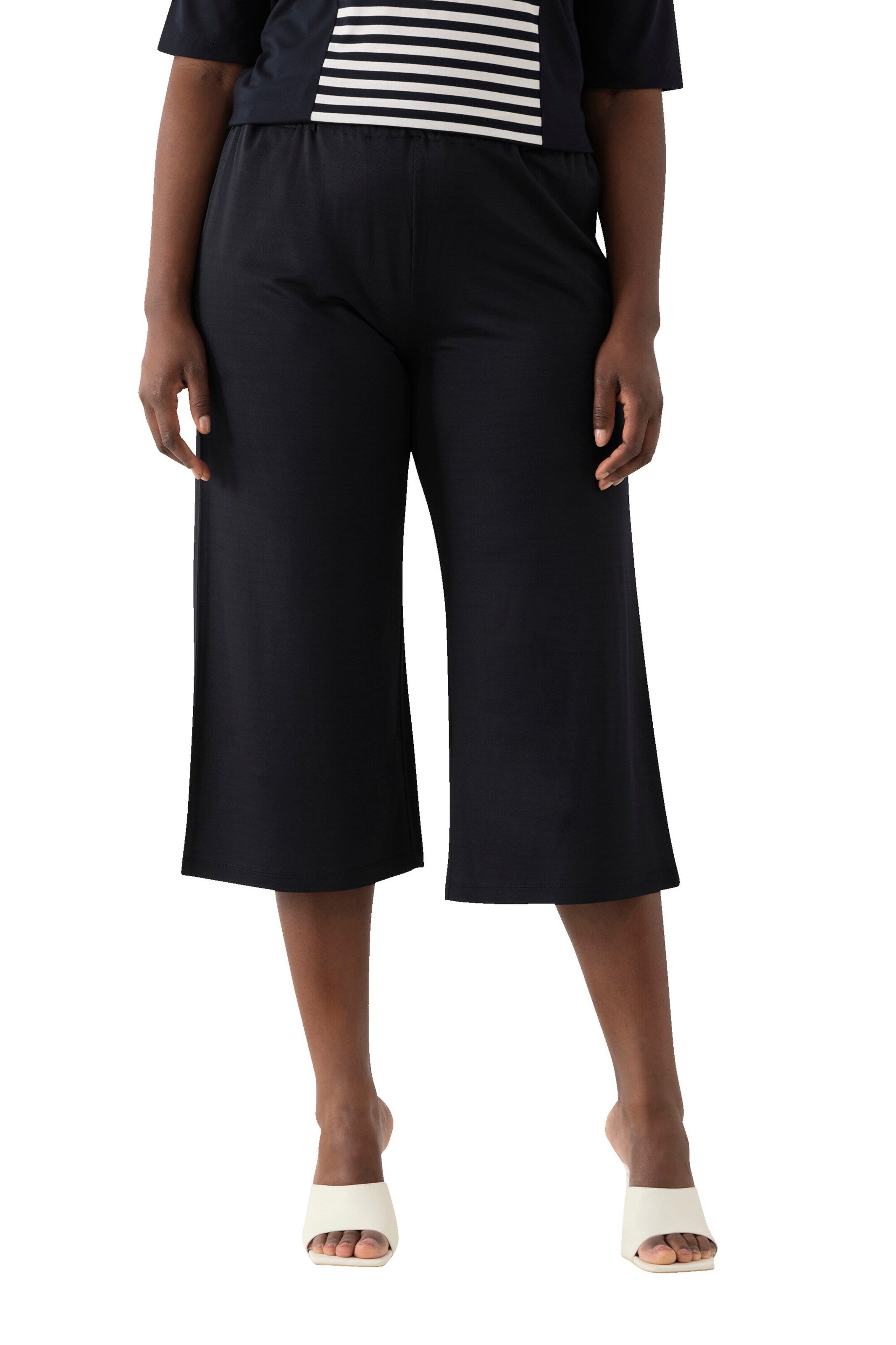 Ulla Popken Wide leg Trousers in Blue: front