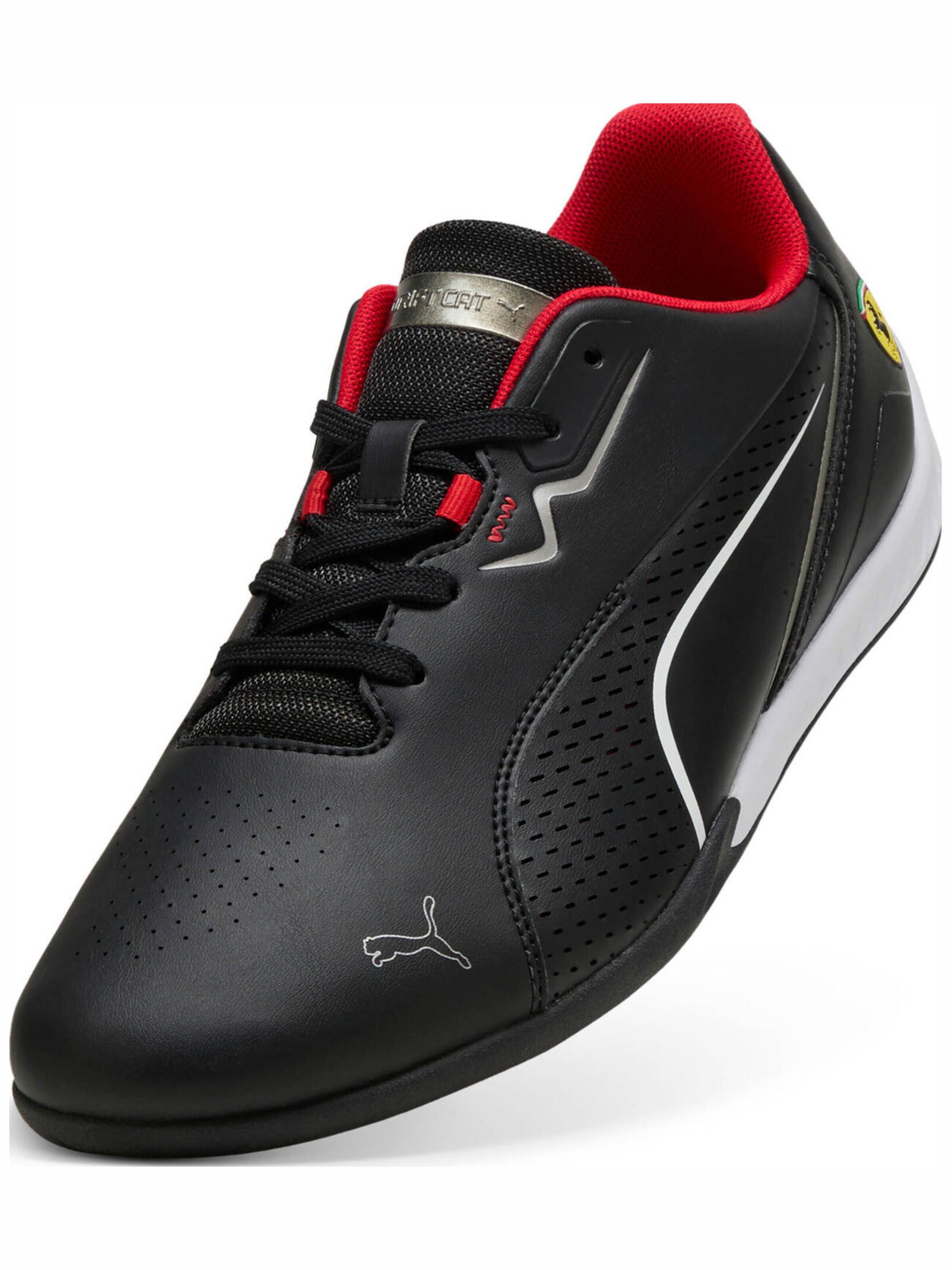 PUMA Sportschoen 'Puma Ferrari Drift Cat 11' in Zwart