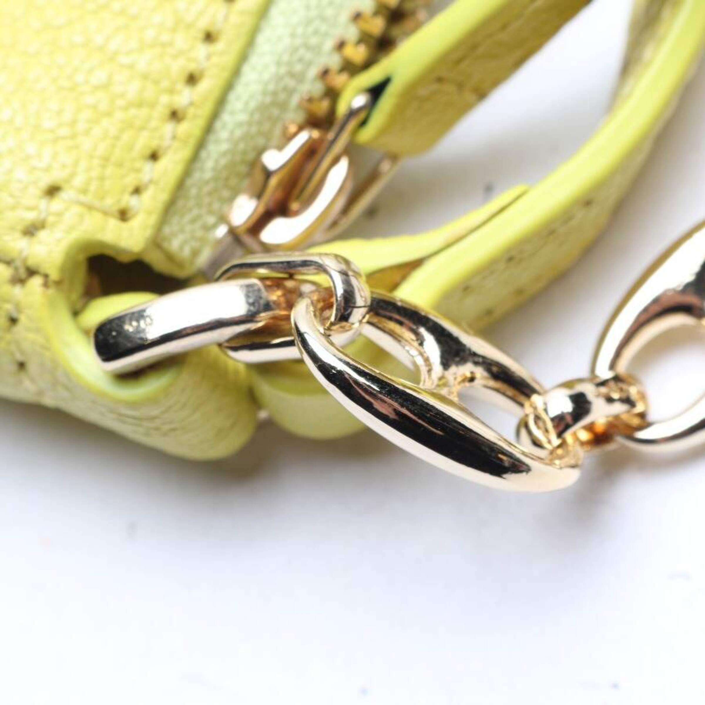 By Far Handtasche One Size in Gelb