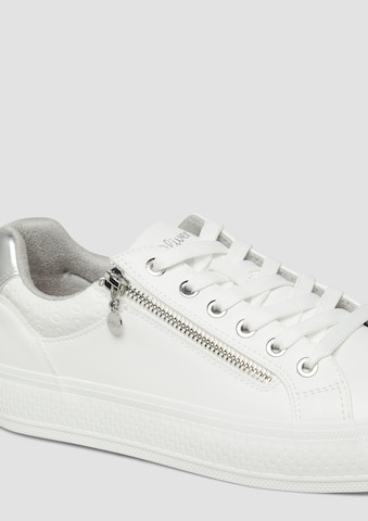 Baskets basses s.Oliver en blanc