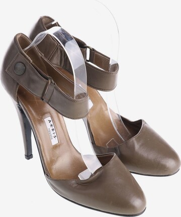 AKRIS punto High Heels & Pumps in 39 in Brown: front