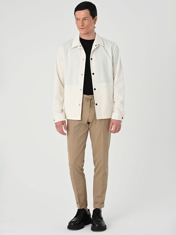 Antioch Between-season jacket in Beige