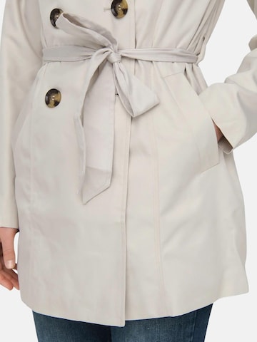 ONLY Between-season jacket 'ONLVALERIE' in White