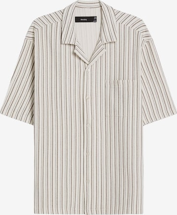 Bershka Button Up Shirt in Beige: front