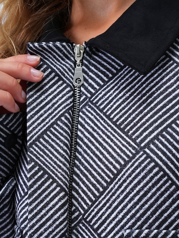 Trend Alaçatı Stili Φθινοπωρινό και ανοιξιάτικο μπουφάν σε μαύρο