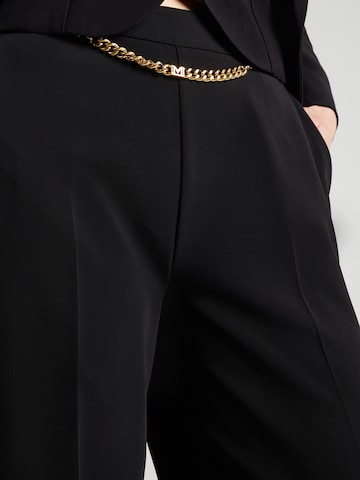 GUESS by Marciano - Regular Calças com vincos 'ELLA' em preto