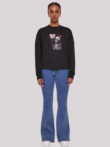 F4NT4STIC Sweatshirt 'Skelett Hält Herzballon' in Black