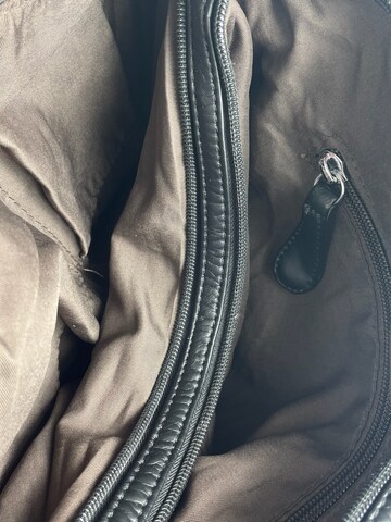 Kumixi Handtasche in Schwarz