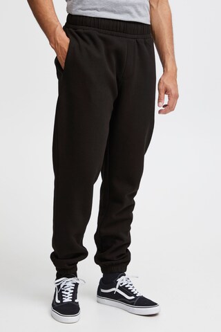 !Solid Tapered Pants in Black: front