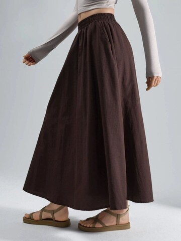 Busem Skirt in Brown
