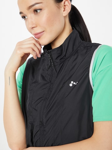 ONLY PLAY Sports Vest 'ROAN TRAIN' in Black