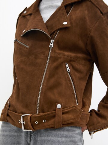 Pull&Bear Přechodná bunda – hnědá
