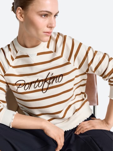 Rich & Royal Sweatshirt in Brown: front