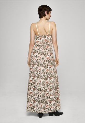 Robe Cloud5ive en beige