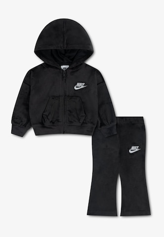 Nike Sportswear Set i svart: framsida