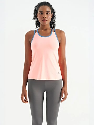 Haut de sport Tommy Life en rose : devant