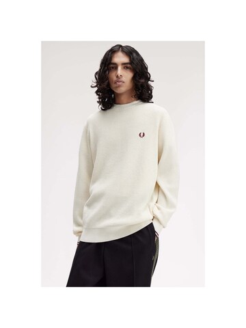 Fred Perry Sweater in White: front