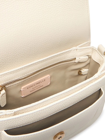 Sac à bandoulière 'Coccinelle Handbag Pearl' Coccinelle en blanc
