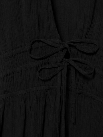 Pull&Bear Blusentop in Schwarz