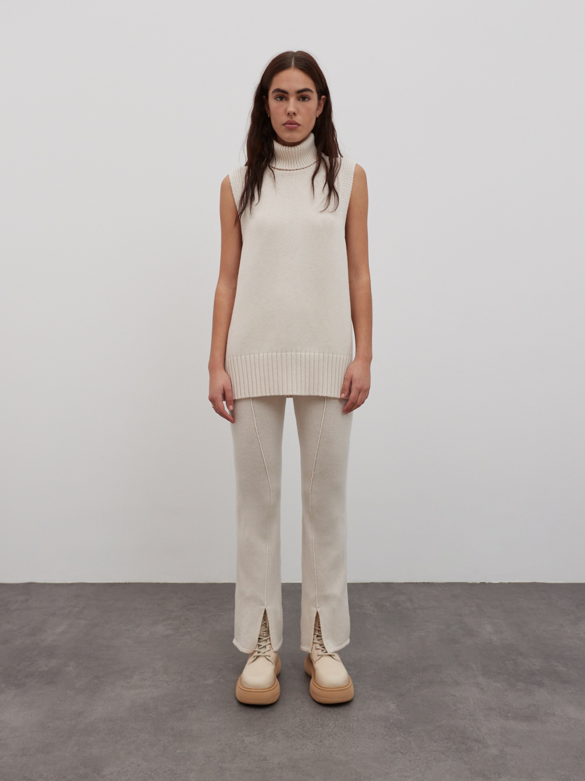EDITED Producten Trui 'Meja' Beige