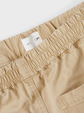 Tapered Pantaloni 'Romeo' di NAME IT in beige