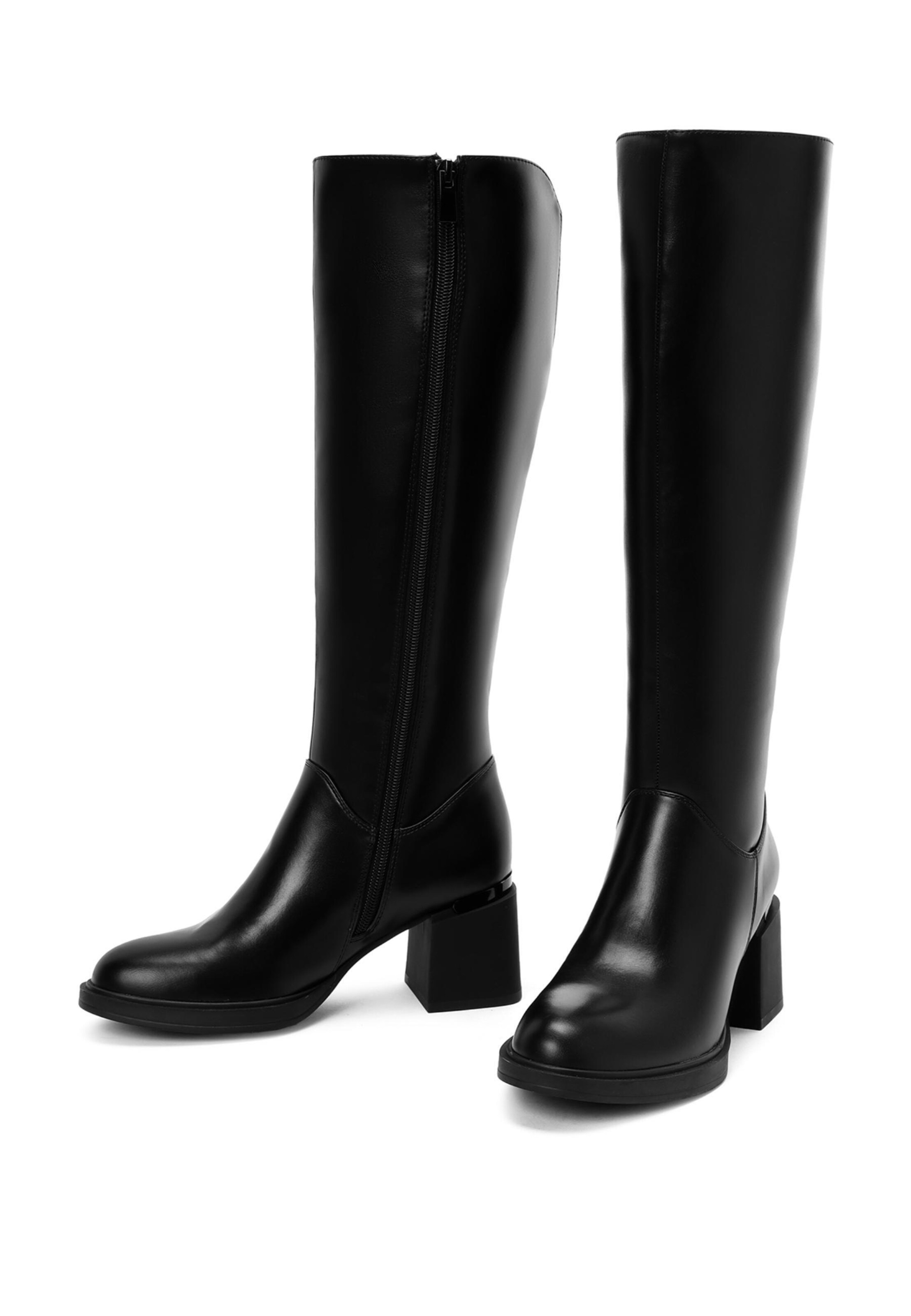 Derimod Stiefel in Schwarz