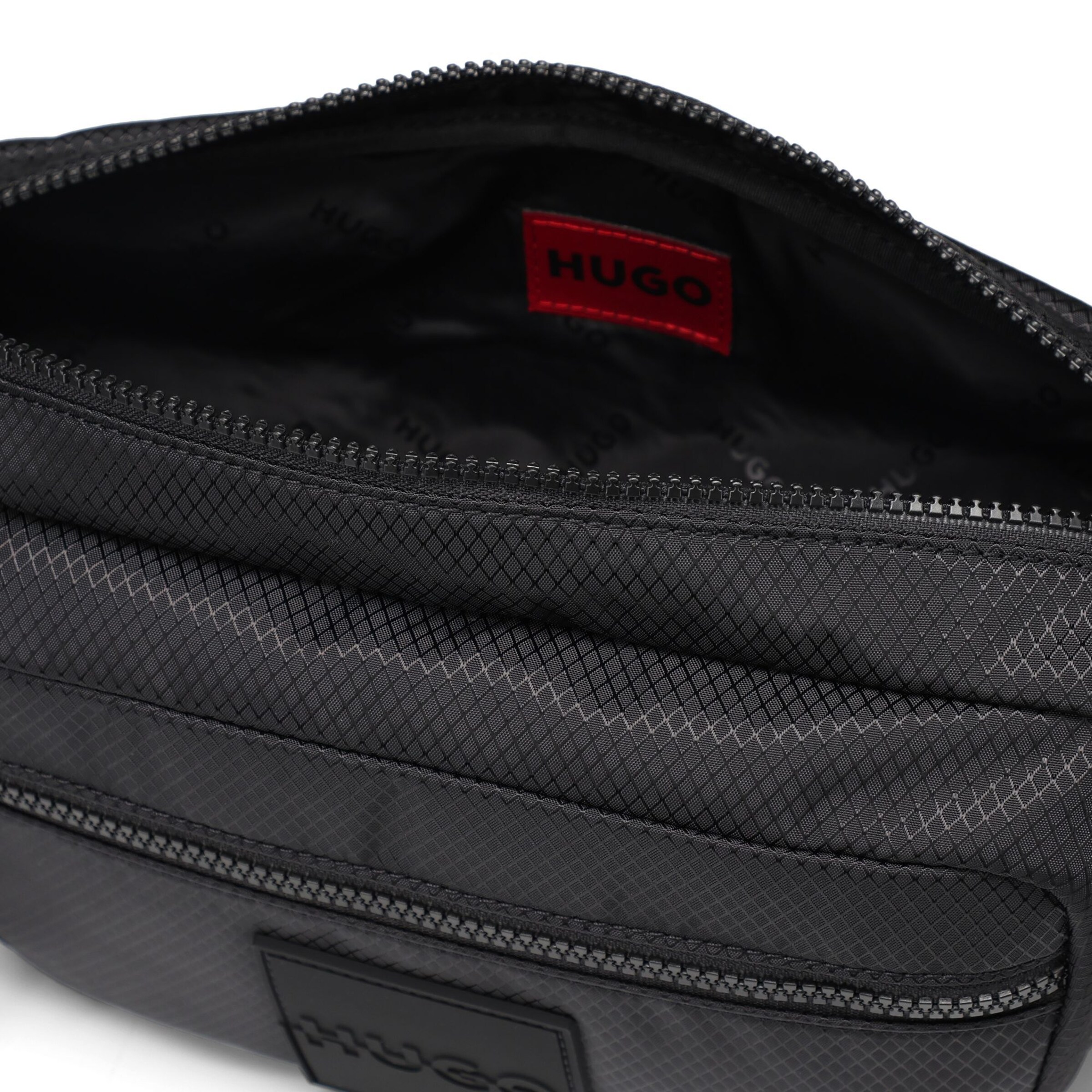 Marsupio 'Jhin' di HUGO in nero