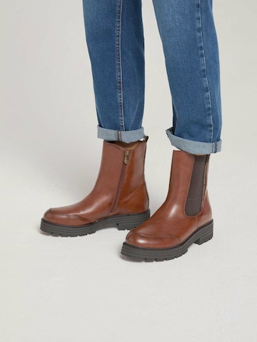 TOM TAILOR Chelsea Boots in Braun