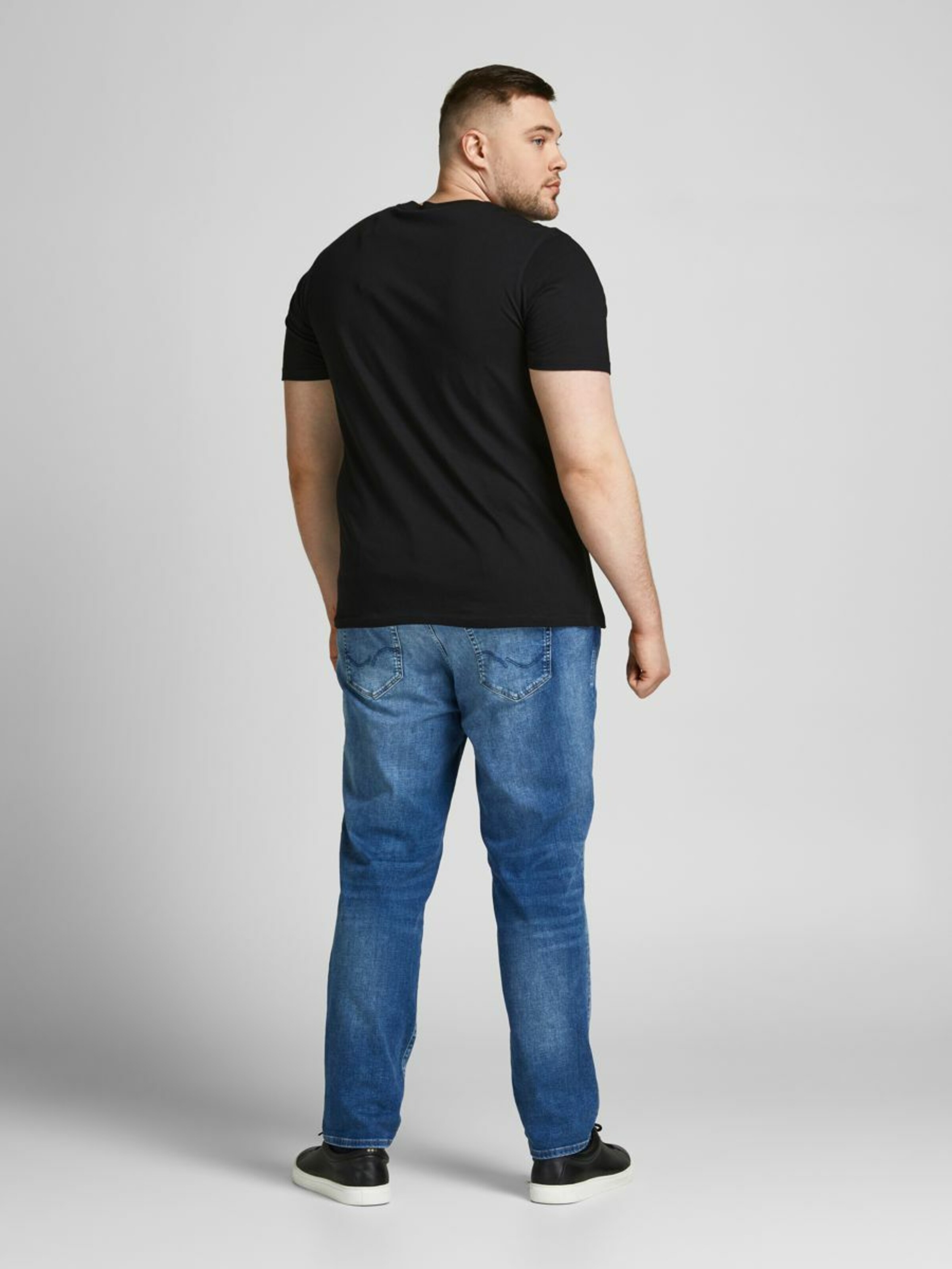 Männer Große Größen Jack & Jones Plus T-Shirt in Schwarz - XH74764 Männer Große Größen Jack & Jones Plus T-Shirt in Schwarz - XH74764